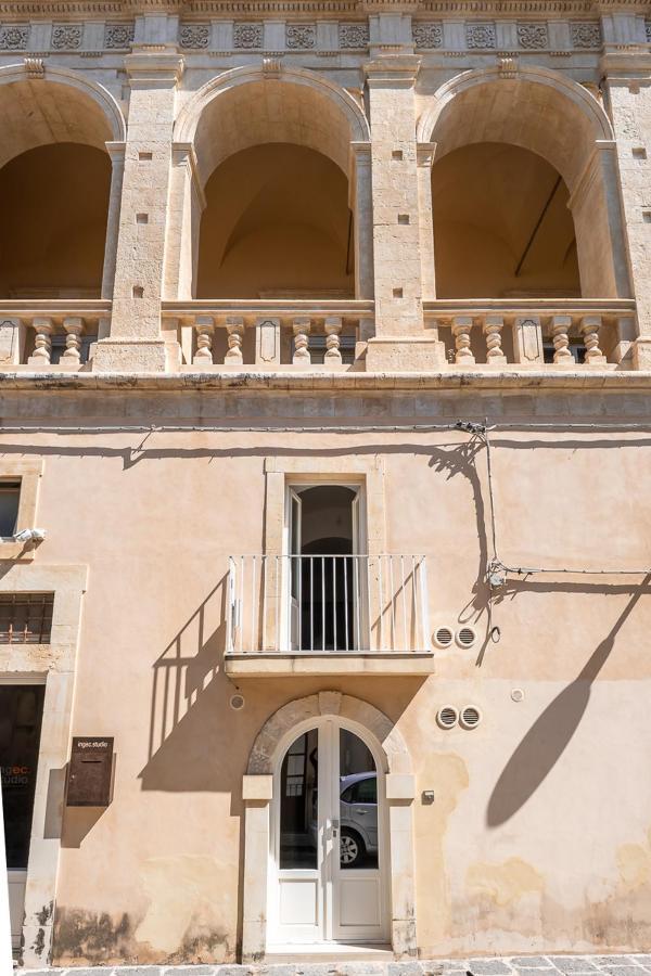 I 5 Archi Di Via Ducezio Villa Noto Eksteriør bilde